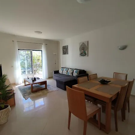 1d Areias De Porches, Pool & A/c - Casas & Papeis *