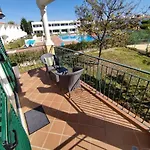 Apartment 1d Areias De Porches, Pool & A/c - Casas & Papeis