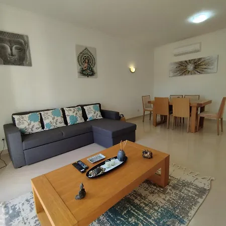 1d Areias De Porches, Pool & A/c - Casas & Papeis *
