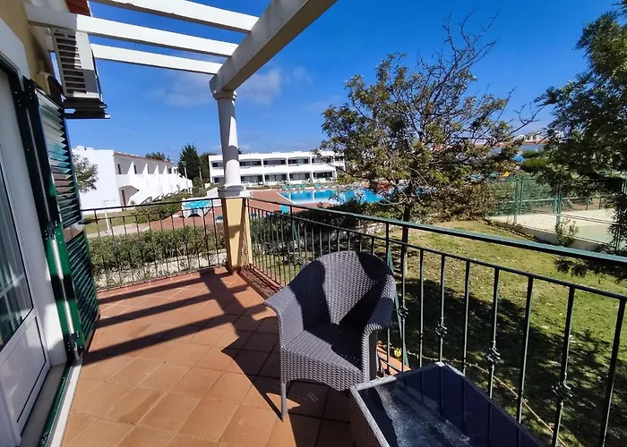 Apartman 1d Areias De Porches, Pool & A/c - Casas & Papeis Armação de Pêra