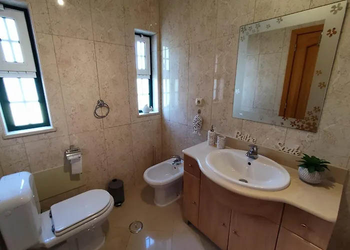 Apartman 1d Areias De Porches, Pool & A/c - Casas & Papeis