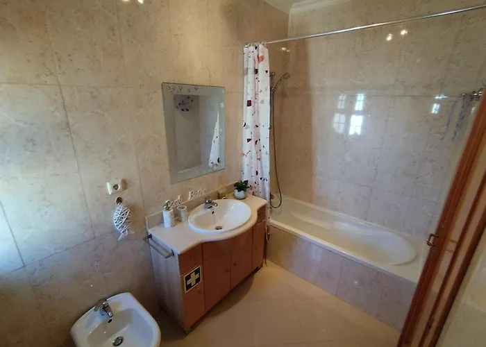 1d Areias De Porches, Pool & A/c - Casas & Papeis Apartman Armação de Pêra