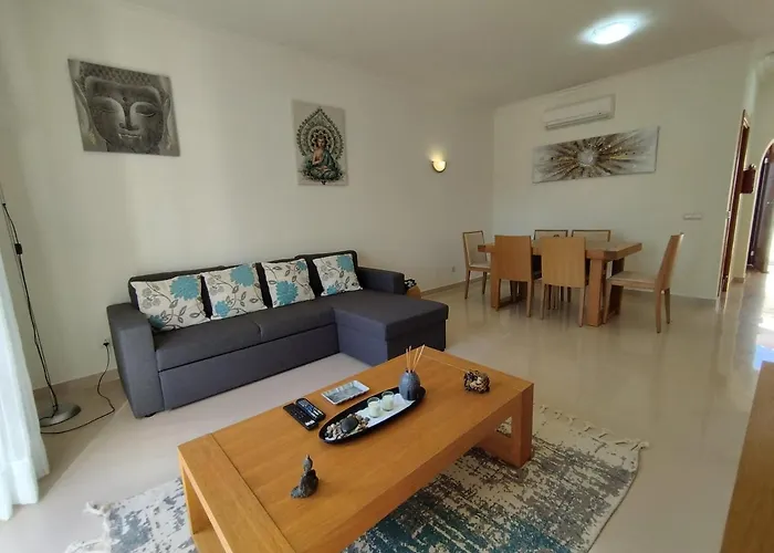 1d Areias De Porches, Pool & A/c - Casas & Papeis *