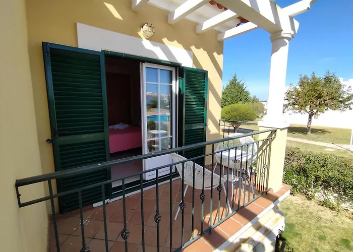 Apartman 1d Areias De Porches, Pool & A/c - Casas & Papeis *