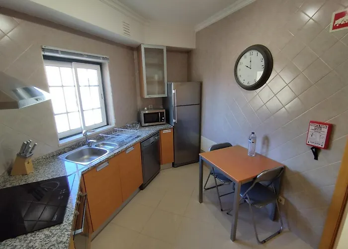 1d Areias De Porches, Pool & A/c - Casas & Papeis Armação de Pêra