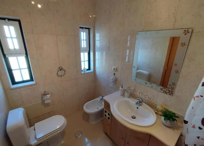 1d Areias De Porches, Pool & A/c - Casas & Papeis Apartman