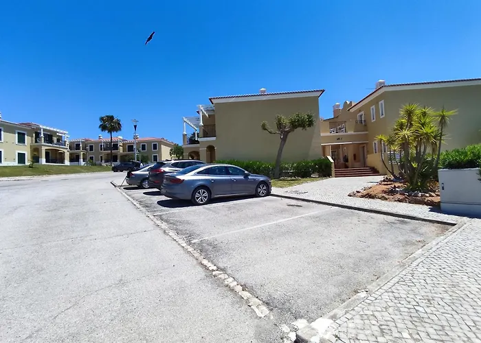 Apartman 1d Areias De Porches, Pool & A/c - Casas & Papeis