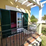 Apartment 1d Areias De Porches, Pool & A/c - Casas & Papeis *