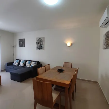 Appartamento 1d Areias De Porches, Pool&a/c - Casas&papéis Armação de Pêra